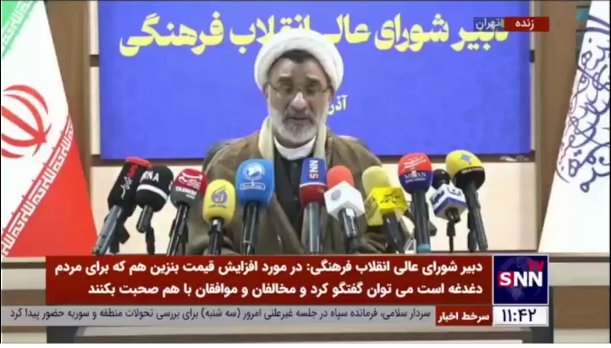 خسروپناه: فکر نمی&zwnj;کنم آقای رئیس جمهور روی حوزه فرهنگی و تربیتی لایحه حجاب و عفاف انقلت داشته باشد