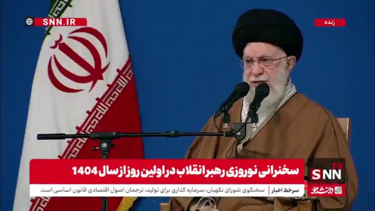 رهبر انقلاب: ملت&zwnj;ها در مقابل حادثه&zwnj;ای مثل شهادت رئیس جمهورشان و جمعی از دولتمردان کمرشان خم می&zwnj;شود؛ ملت ایران بازخورد این حادثه را در بدرقه عظیم حماسی نشان داد