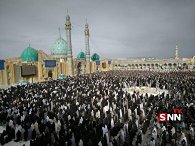 برگزاری نماز باشکوه عید فطر در حرم حضرت معصومه(س) و‌ مسجد جمکران +فیلم و عکس