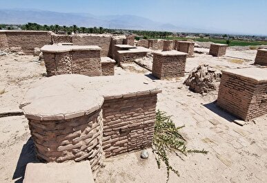 بخش دیگری از مسجد ۱۲۰۰ ساله شهر قدیم جیرفت در کاوش‌ها نمایان شد