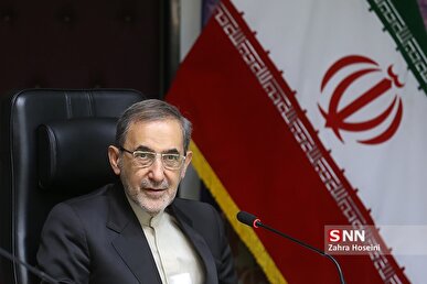 ولایتی از بیمارستان مرخص شد