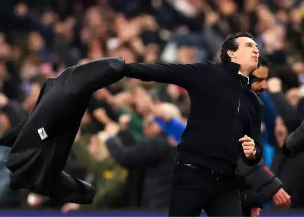 شادی جنجالی امری پس از گل دوم استون‌ویلا به منچستریونایتد