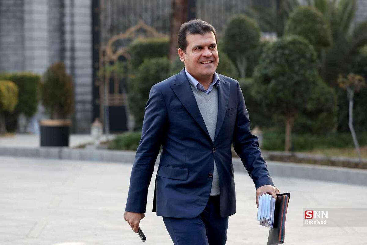 معاون علمی رئیس جمهور: حمایت‌های ما از شرکت‌های دانش‌بنیان وابسته به تحریم نیست/ به محض اینکه مرز‌ها باز شود دغدغه دانش بنیان‌ها کم می‌شود + فیلم