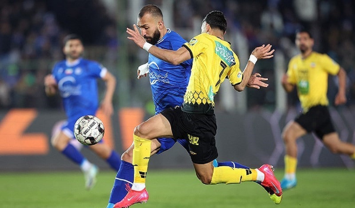 گزارش زنده سپاهان و استقلال