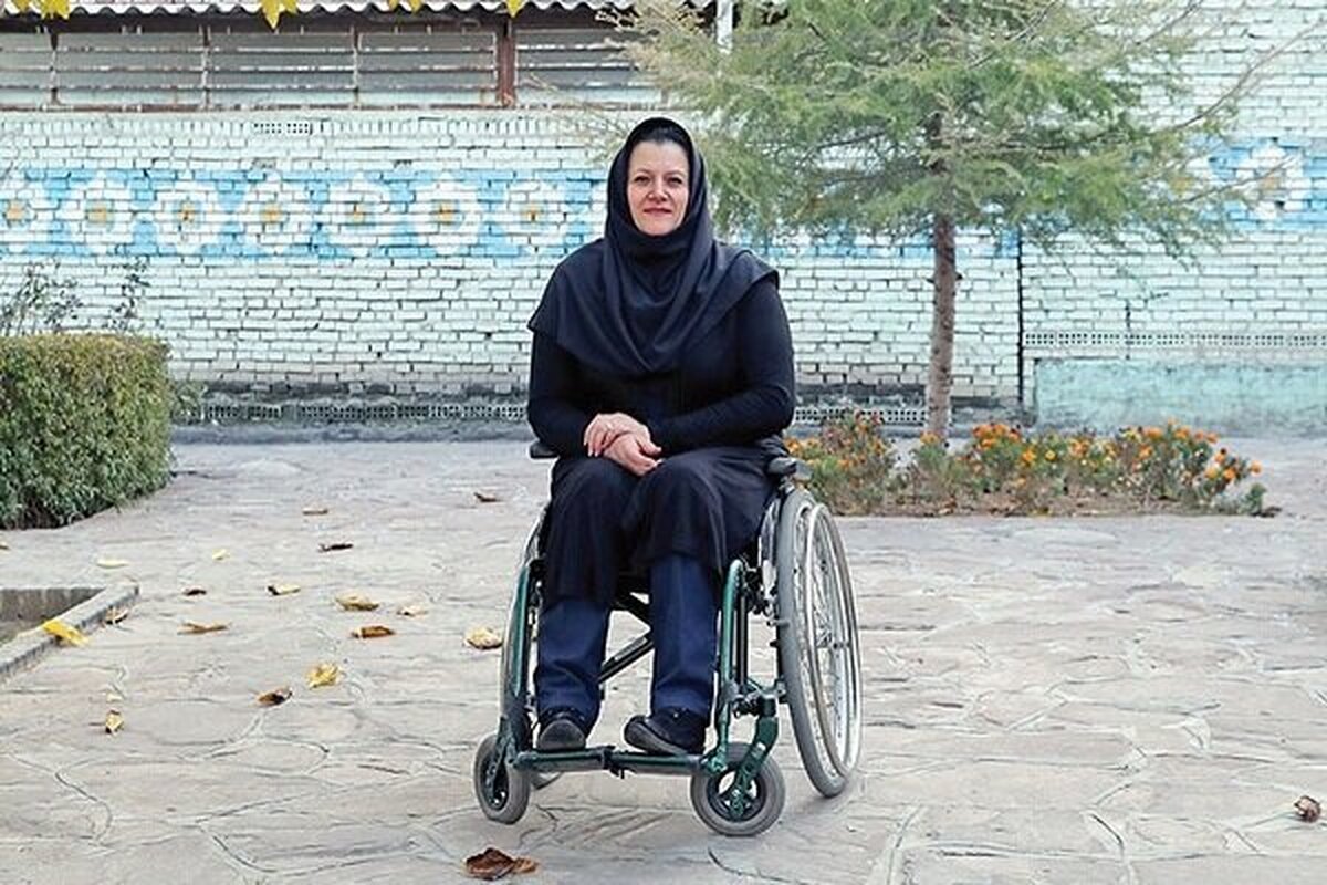 بانوی مدال آور پارالمپیکی، دیپلم افتخار نشان مشهدالرضا را گرفت
