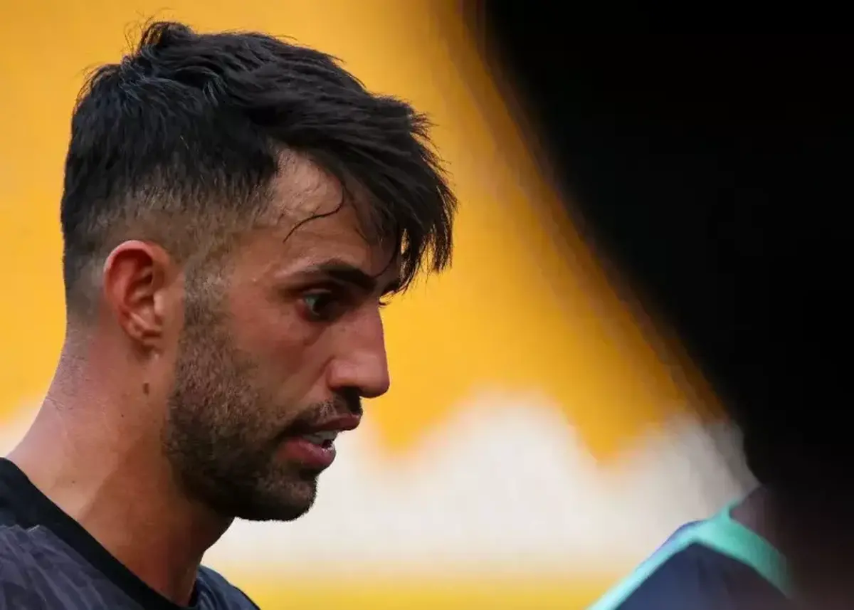 مصدومیت هافبک سپاهان در دیدار با استقلال