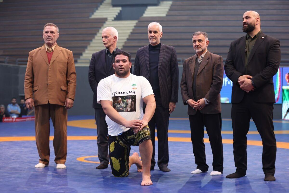 میرزاپور برای سومین مرتبه بازوبند پهلوانی ایران را بست