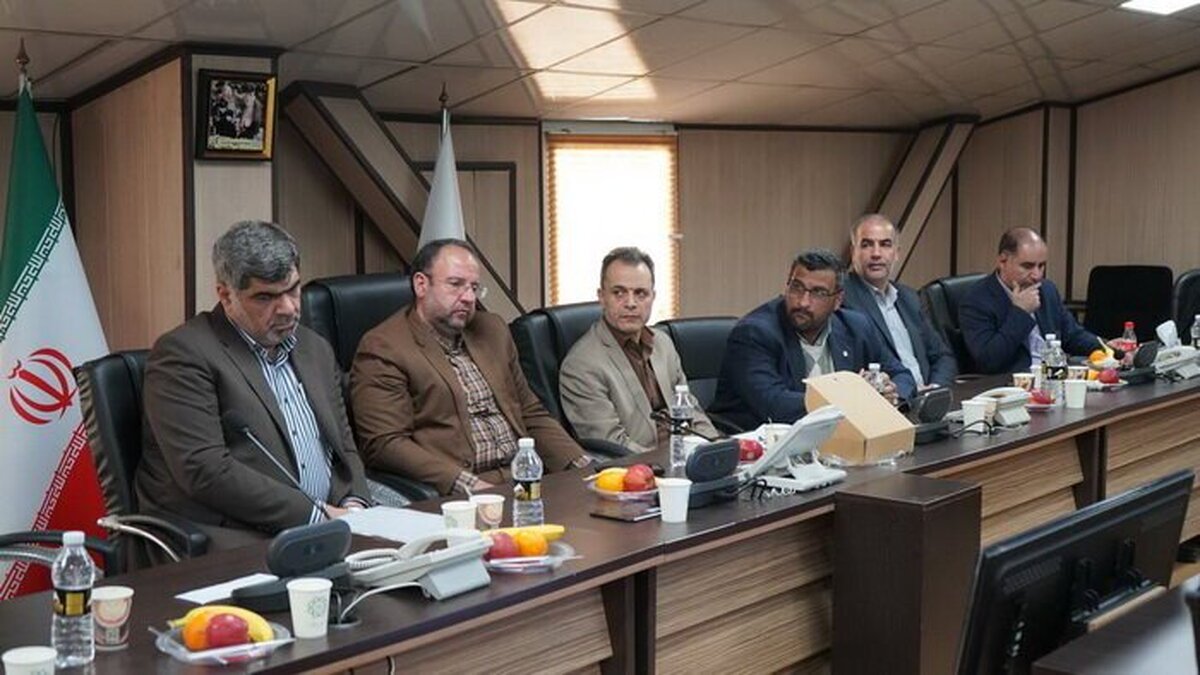 جلسه کمیته نهضت مدرسه&zwnj;سازی در منطقه ۲۱ تهران برگزار شد