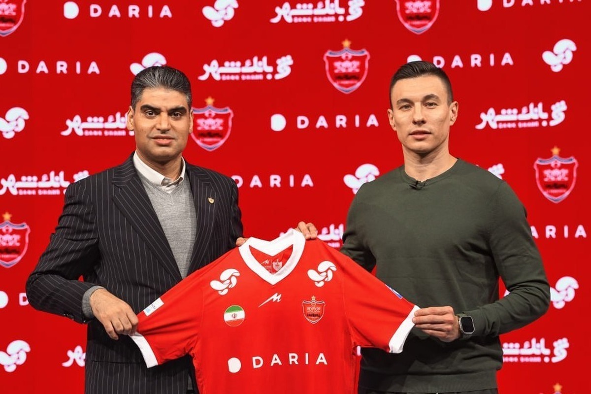 ایگور سرگیف:برای آمدن به پرسپولیس با اورونوف مشورت کردم