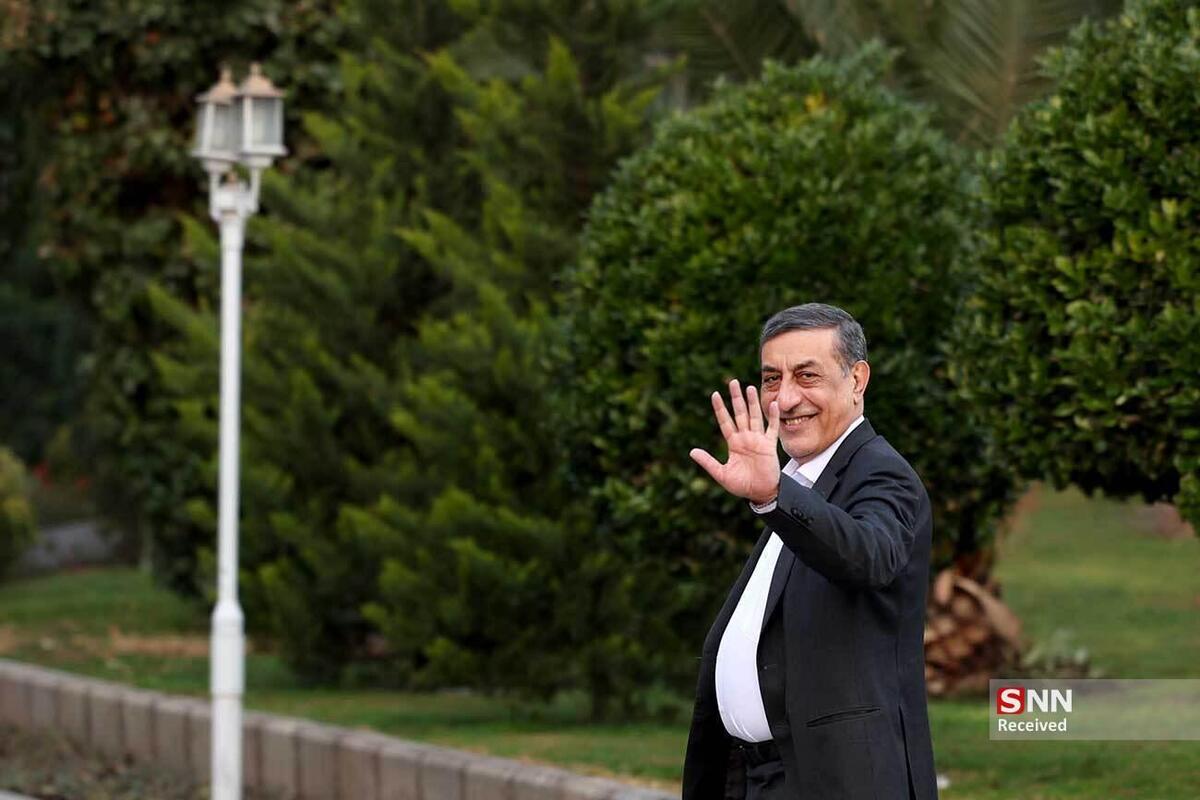 قائم‌پناه: کالا‌های اساسی به اندازه کافی در بنادر و انبار‌ها وجود دارد/ تا دو سه روز آینده موضوع روغن حل می‌شود + فیلم