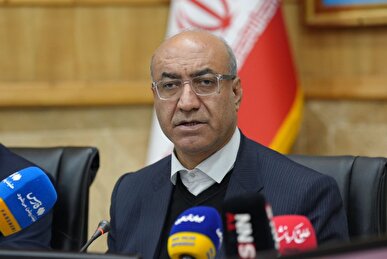 استاندار کرمانشاه: بهبود معیشت مردم اولویت نخست دولت است/فرصت‌های صادراتی آبزیان به عراق باید توسعه یابد