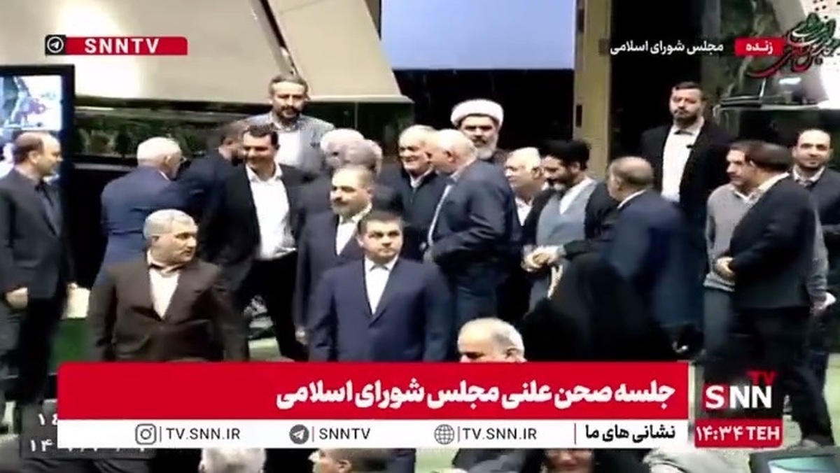 رئیس&zwnj;جمهور در صحن علنی مجلس حضور یافت/ خیر مقدم قالیباف به پزشکیان