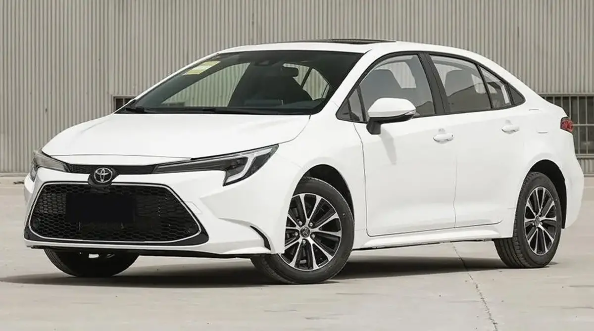 کاهش تعرفه واردات خودرو در سال آینده به نفع هیبریدی ها