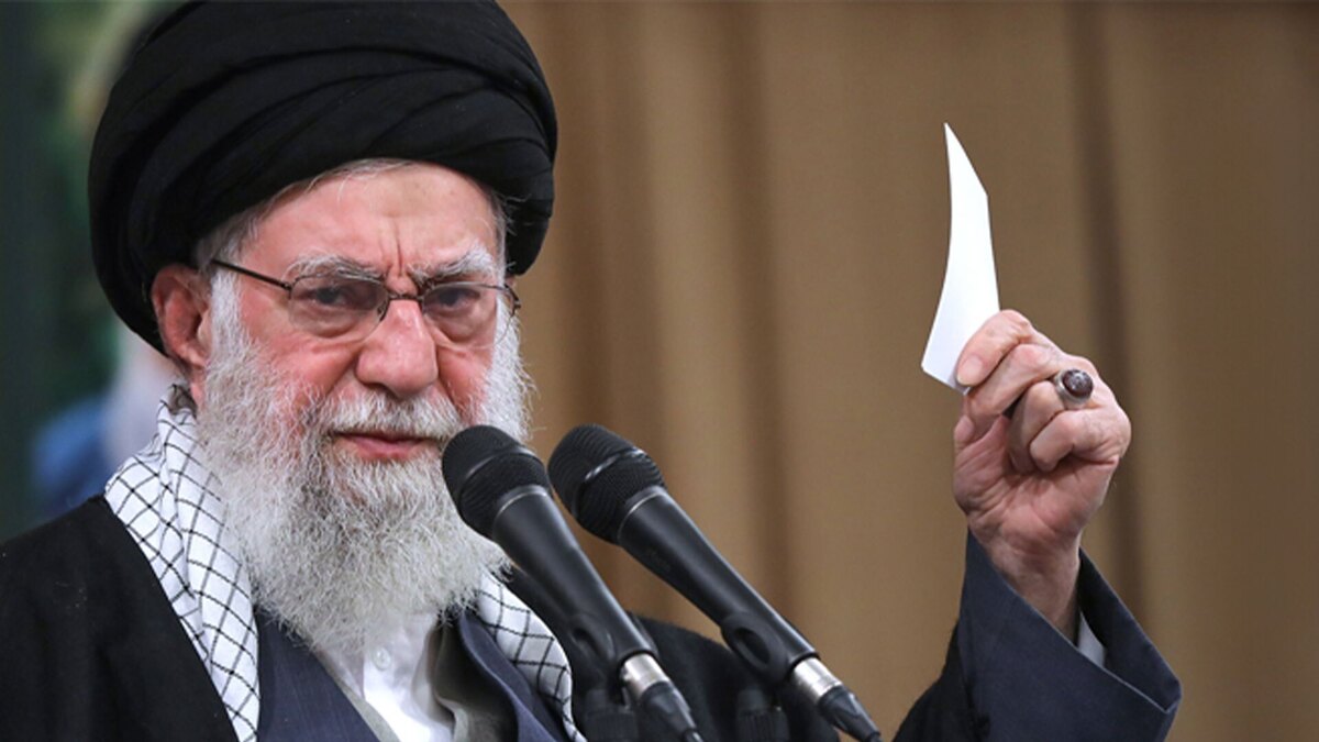 فیلم کامل بیانات رهبر انقلاب در دیدار مردم قم