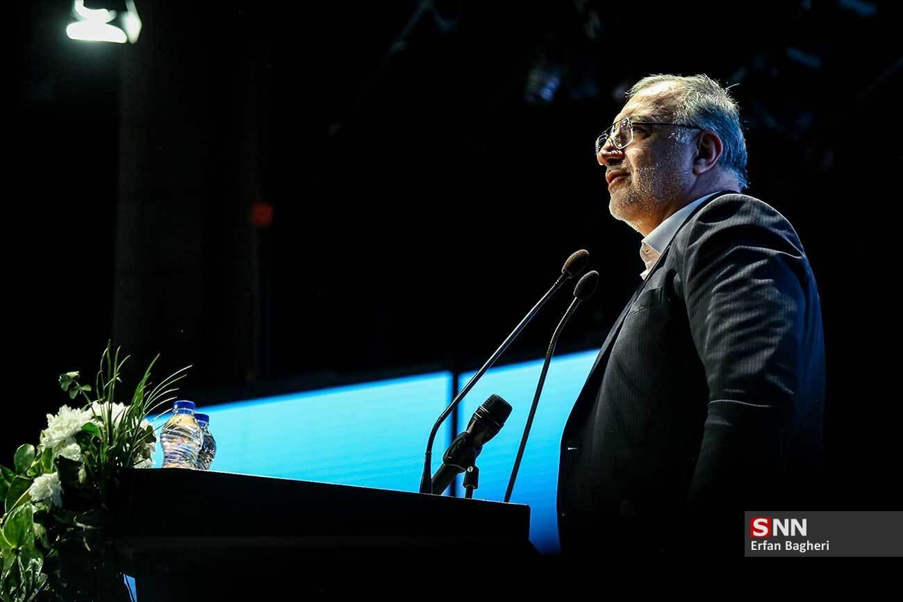 اعتراض به شرایط اقتصادی وارد و آشوبگری محکوم است / با بیشتر کار کردن تو دهان دشمن میزنیم + فیلم