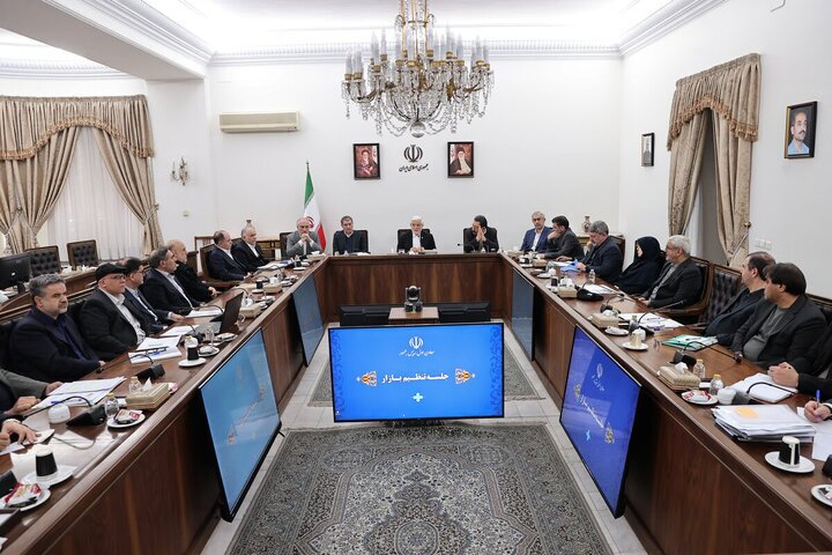 عارف: در صورت نیاز سبد کالا در ماه مبارک رمضان داده می شود / مردم به غائله اخیر پایان خواهند داد