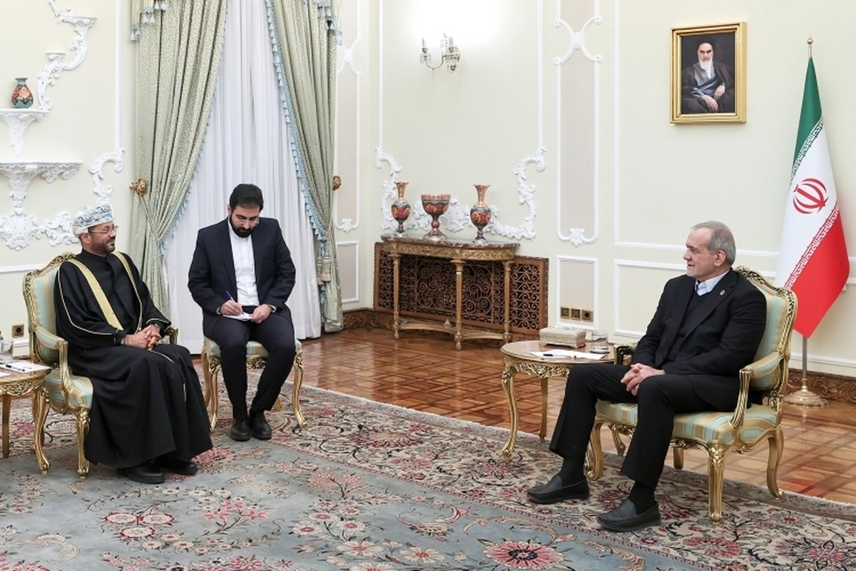 رئیس جمهور: ملت ایران مستحکم‌تر از گذشته حامی کشور و نظام خود است