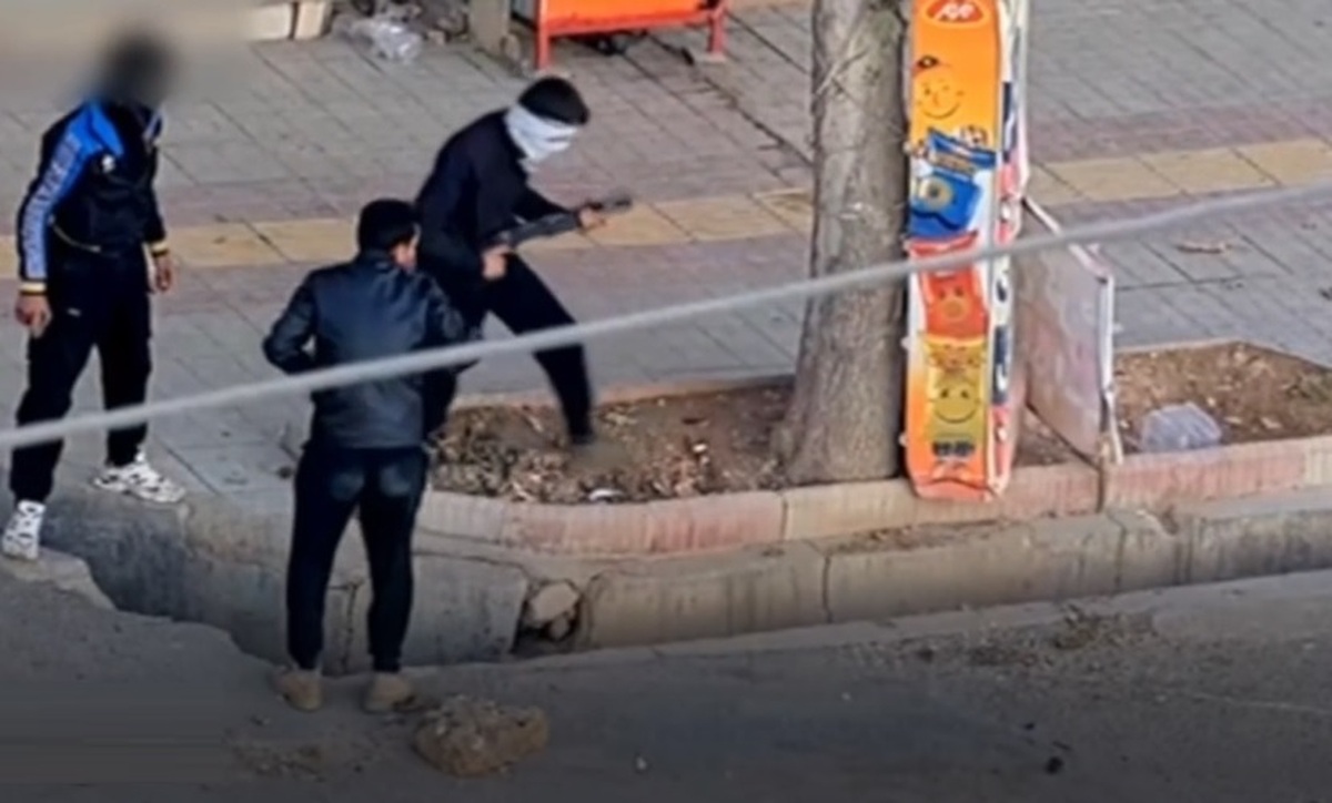 اعترافات جدید لیدر‌های اغتشاشات؛ از شلیک به سر تا تشکیل تیم‌های ۵-۶ نفره و بستن خیابان‌ها + فیلم