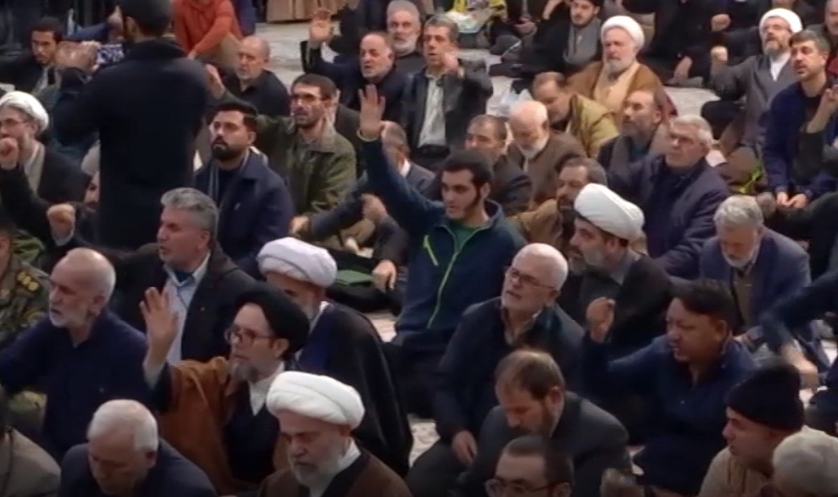 اجتماع عظیم مردم قم در حرم حضرت معصومه(س)/محکومیت جنایات مزدوران رژیم صهیونیستی در کشور+فیلم