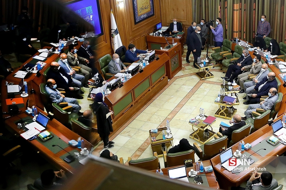 رشد ۴۰ درصدی ثبت نام داوطلبین شورای شهر تهران در شرایط قطعی اینترنت / ۹۸ نفر در روز اول برای شورای شهر تهران ثبت نام کردند