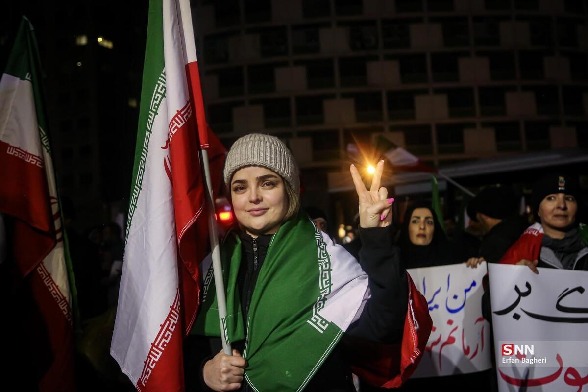 ترامپ بره بمیره! + فیلم