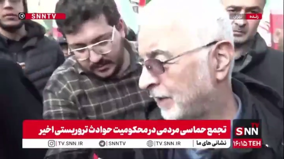 مومنی: اعتراض حق مردم است / شرایط اقتصادی برای ملت ایران بهتر خواهد شد