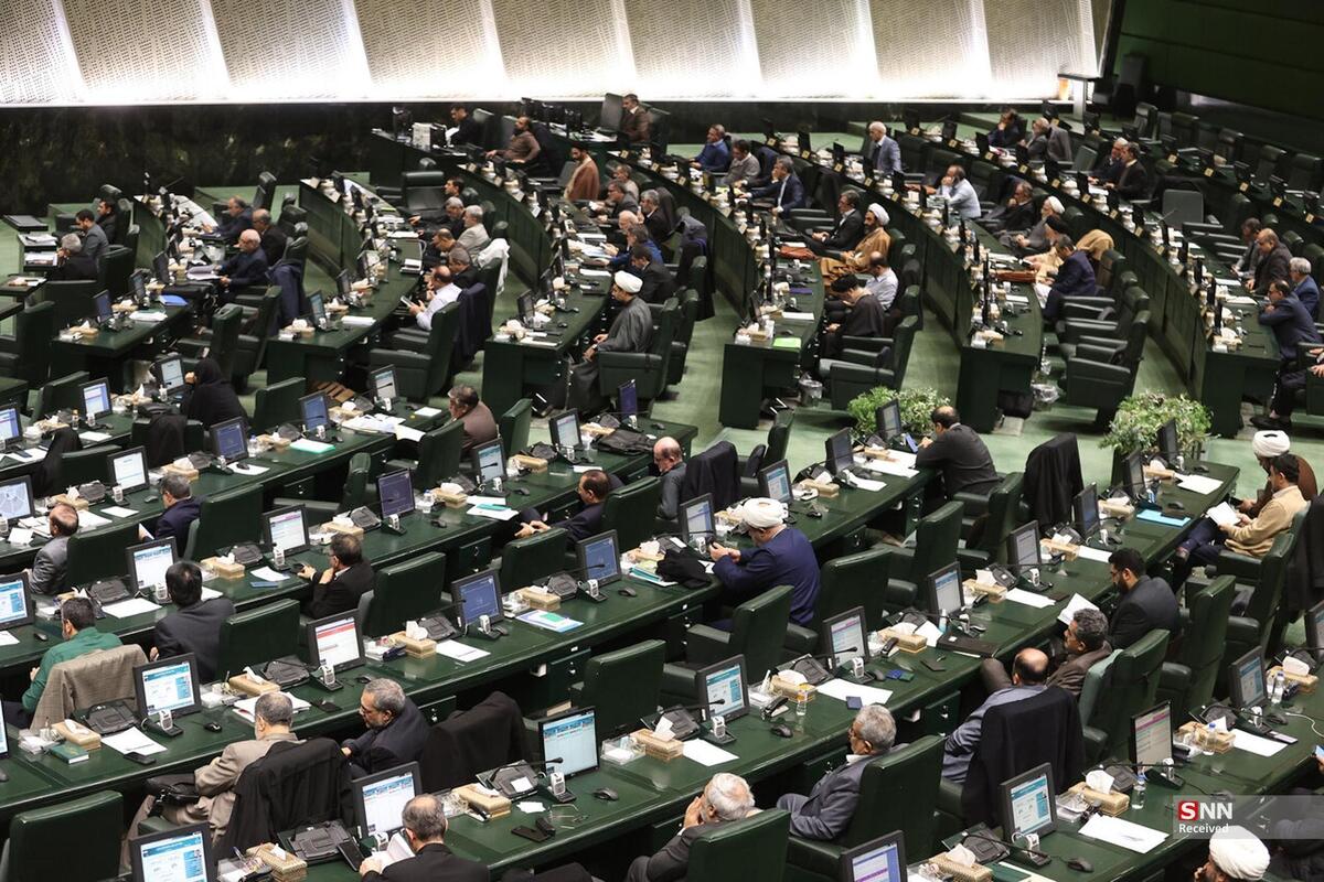 گزارش کمیسیون اجتماعی مجلس درباره سوال ملی نماینده مبارکه از وزیر کار + فیلم