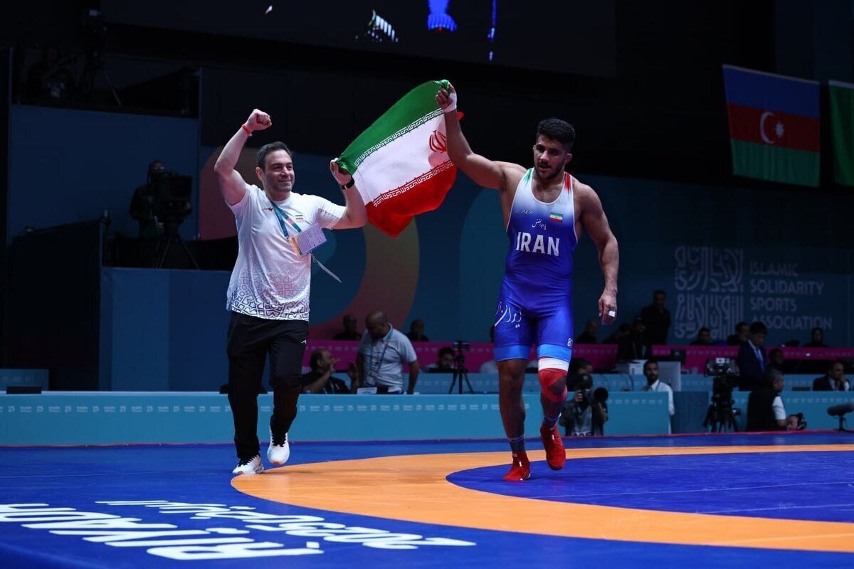 اردوی مدال آوران کشتی فرنگی به فرماندهی رنگرز