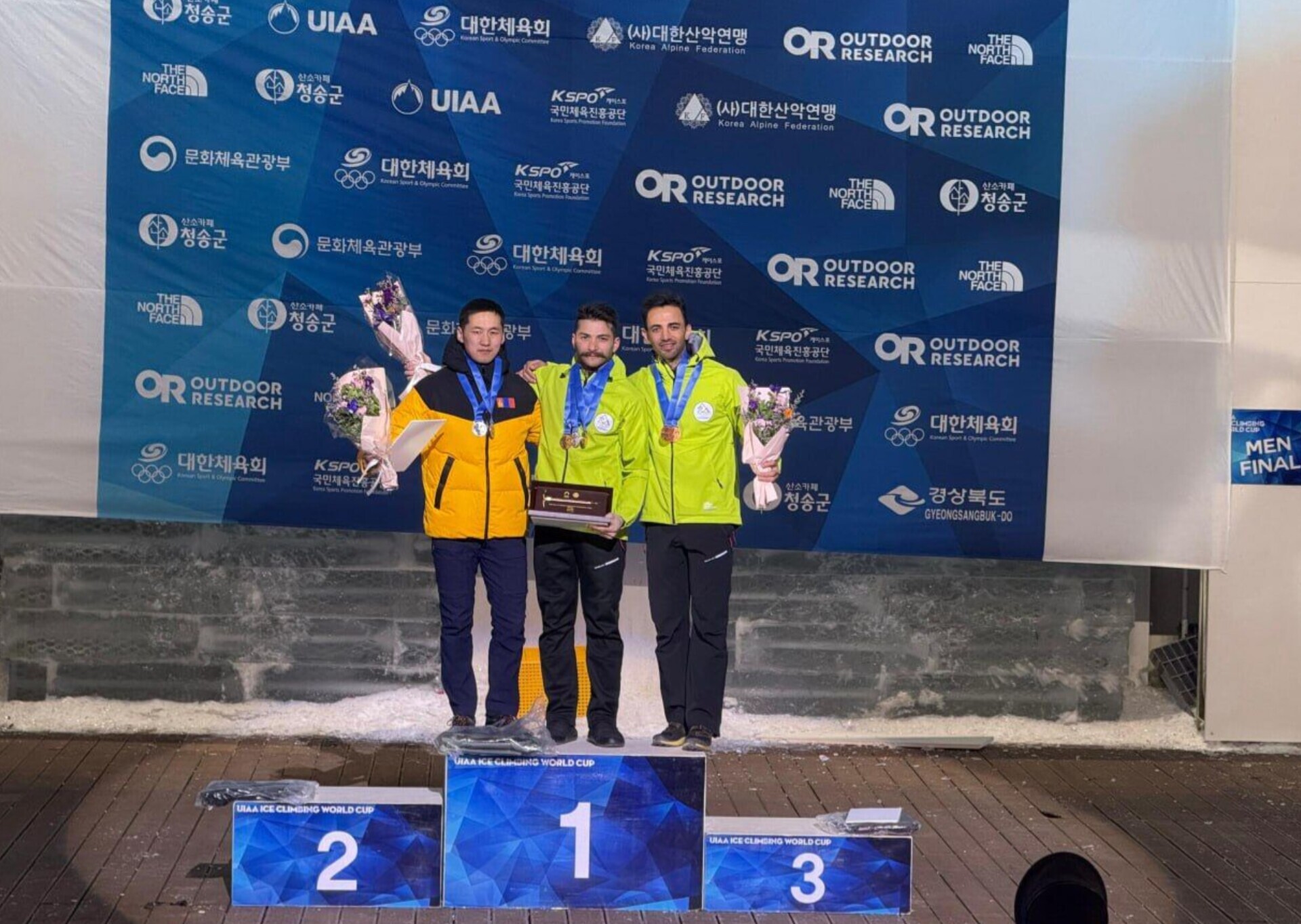 یخنورد ایرانی قهرمان جهان شد یخنورد ایرانی قهرمان جهان شد