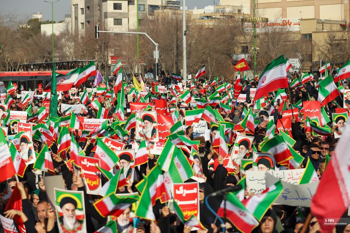 آقای مسئول! بعد از حضور حماسی مردم پای کار انقلاب، نوبت شماست که سنگ تمام بگذارید + فیلم