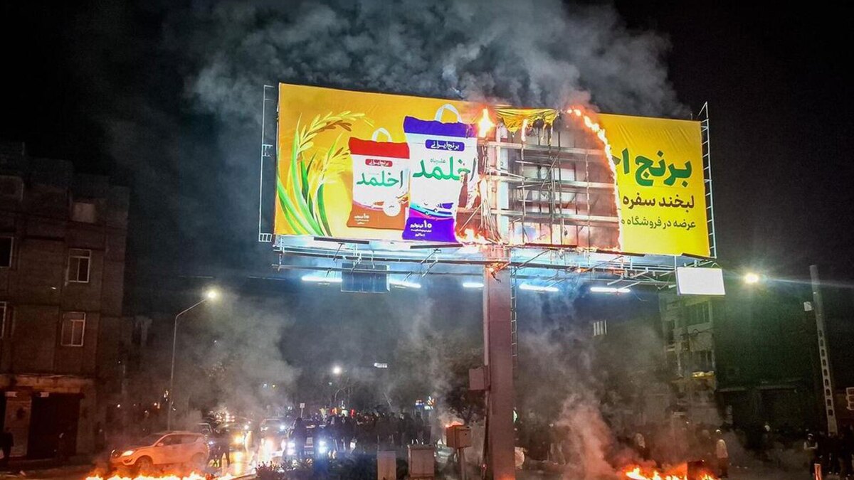 گزارش اختصاصی خبرگزاری دانشجو از تصاویر دیده‌نشده تخریب اموال مردم مشهد در اغتشاشات اخیر