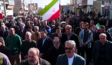 تجمع مردمی اعلام انزجار از تروریست ها و اغتشاشگران در دانسفهان قزوین + فیلم