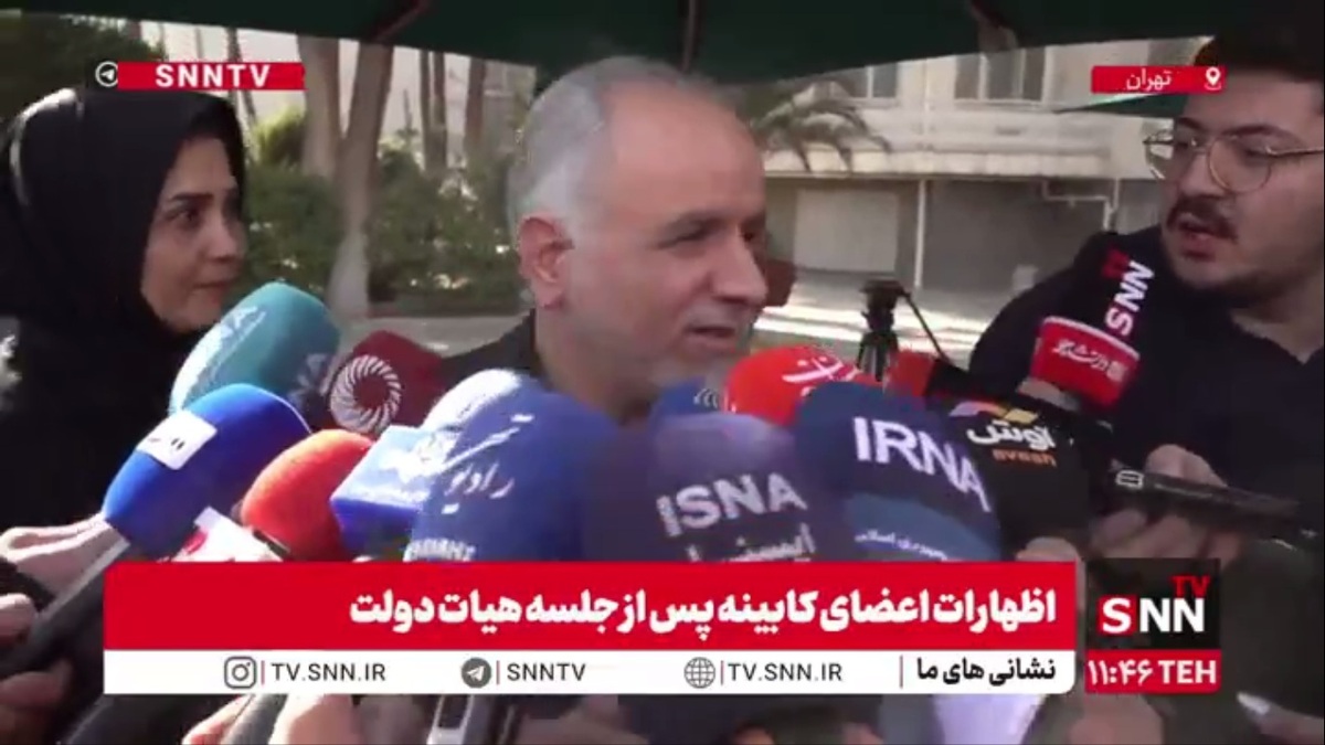 رحیمی: آنهایی که صرفا در اعتراضات بودند و توسط تروریست ها کشته شده اند، شهید هستند