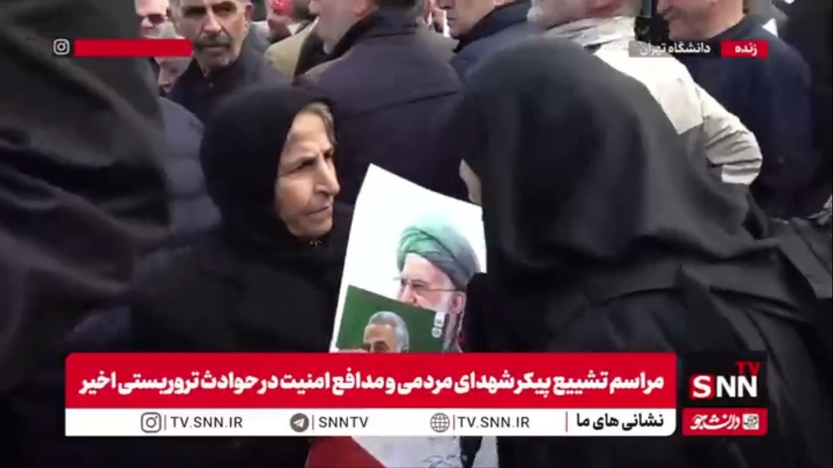 ترامپ غلط کرده / ما پشتیبان رهبر هستیم