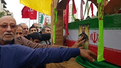 تشییع پیکر مطهر دومین شهید مدافع امنیت در روستای درودگاه بوشهر+فیلم