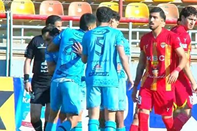 توقف چادرملو مقابل فولاد در روز رونمایی از یک پرسپولیسی | اخبار ورزشی