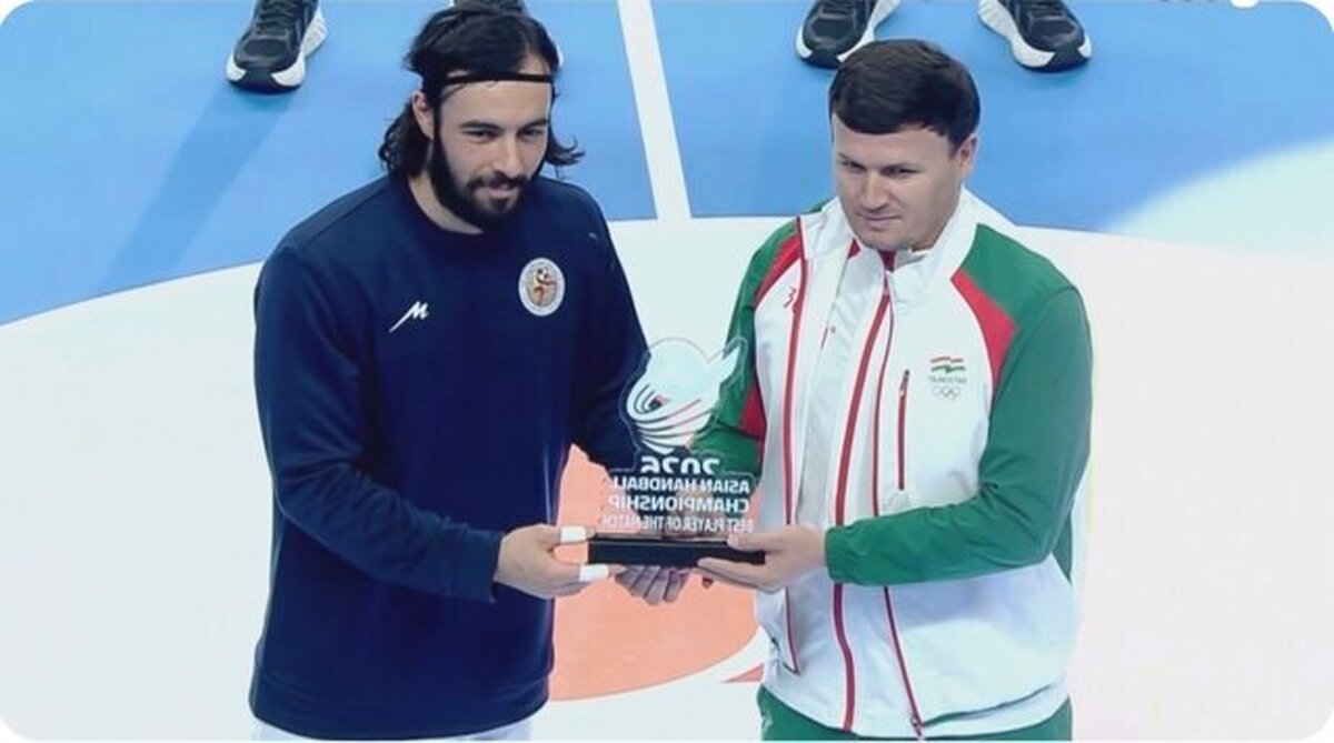 نوروزی&zwnj;نژاد بهترین بازیکن دیدار هندبال ایران - استرالیا