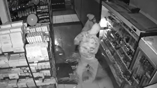 غارت و تخریب فروشگاه مواد غذایی فردیس در ۱۸ دی