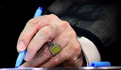 پیام تسلیت رهبر معظم انقلاب به حضرت آیت‌الله سیستانی درپی درگذشت برادر ایشان