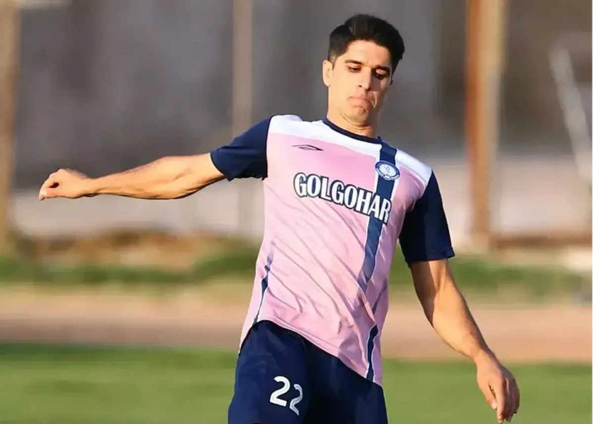 مصدومیت شدید بازیکن گل گهر / احتمال آسیب دیدگی رباط صلیبی