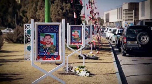 رونمایی از یادمان شهدا در میدان شهید علیخانی اصفهان +فیلم