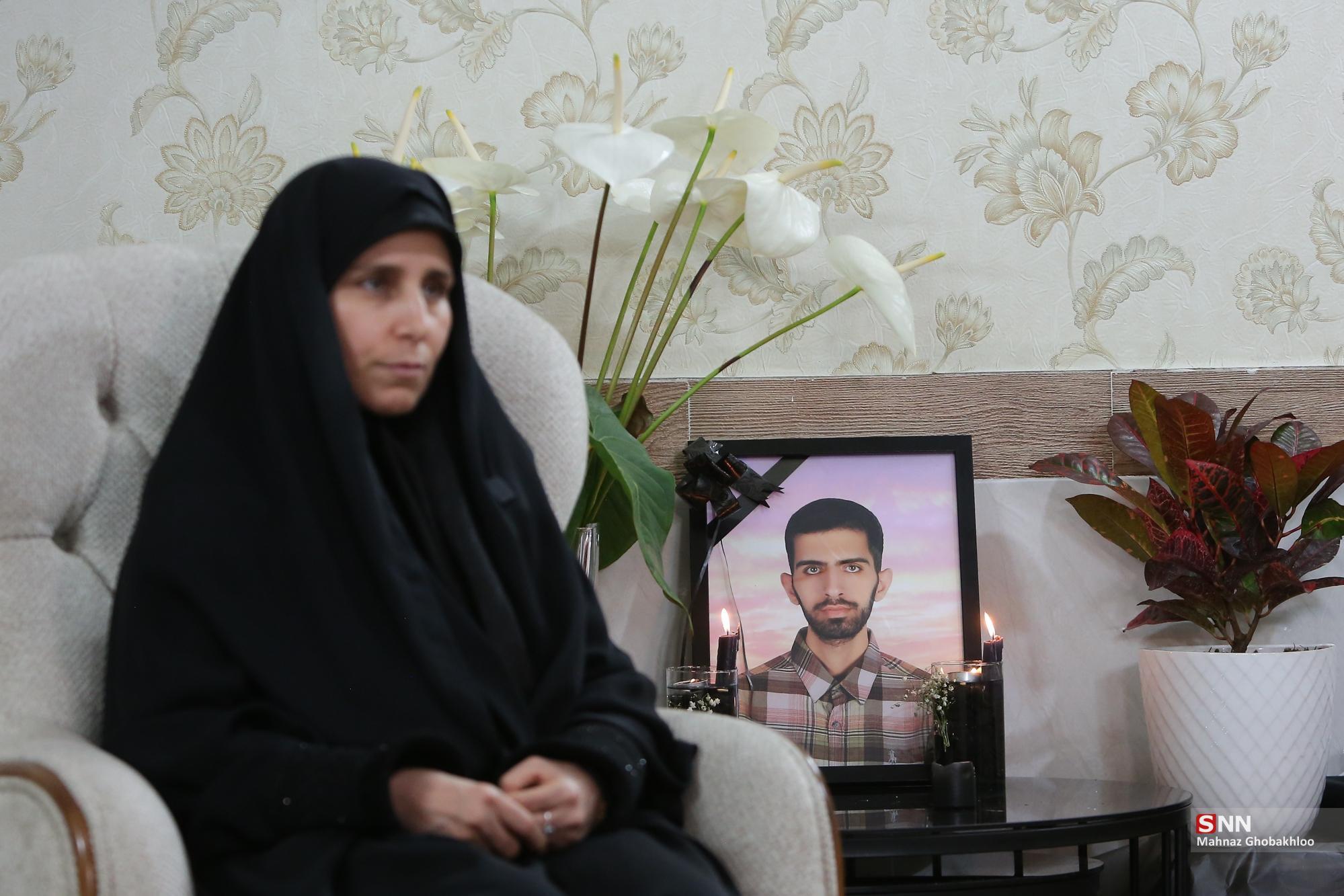 طاها عزیزی خواه