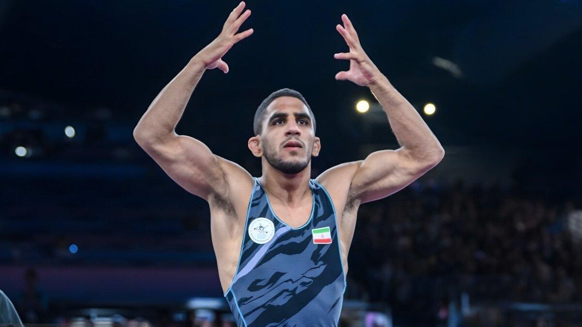 رحمان عموزاد؛ مسلط‌ترین آزادکار جهان در سال ۲۰۲۵ از نگاه اتحادیه جهانی کشتی