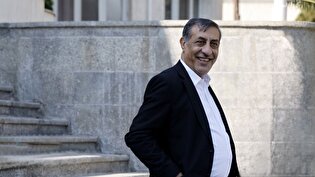 اگر ما حقوق کارمند را زیاد بکنیم تورم هم دو برابر شود هنر نکردیم