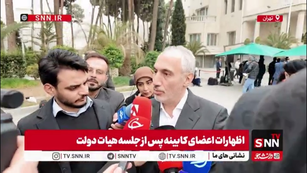 پورمحمدی: با معافیتهای مالیاتی کارکنان دولت را از مالیات مصون کردیم