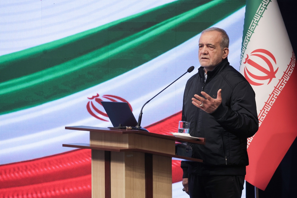 پزشکیان: باید به هر شکلی که شده معیشت مردم را حل کنیم/ مسلمانی به ادعا نیست به عملکرد است + فیلم