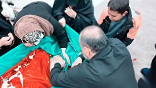 پدربزرگم برای دفاع از امنیت کشور و دفاع از خونه خدا شهید شد