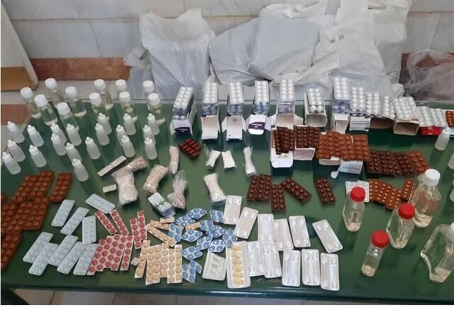 دستگیری سه متهم قاچاق دارو در مرز ارومیه