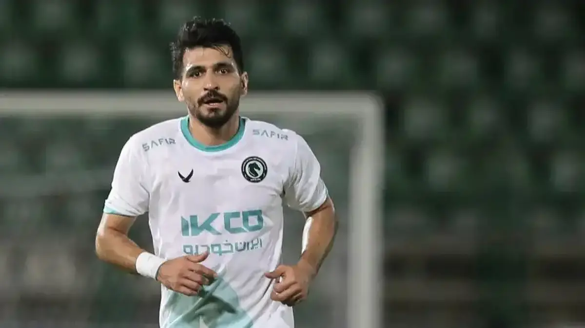 هافبک پیکان به ذوب آهن پیوست