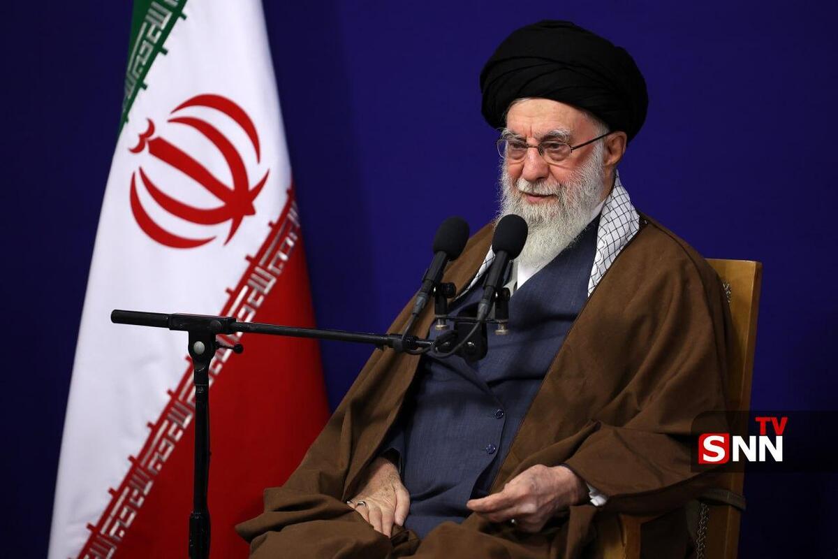 رهبر انقلاب: نامه آیت الله میلانی به امام(ره) در اوایل دهه ۴۰،یک سند معتبر تاریخی است / آیت‌الله میلانی از ارکان نهضت اسلامی است + فیلم